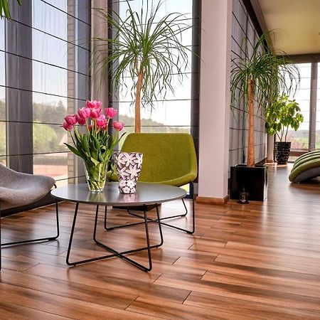 Hotel Atut W Licheniu Екстер'єр фото